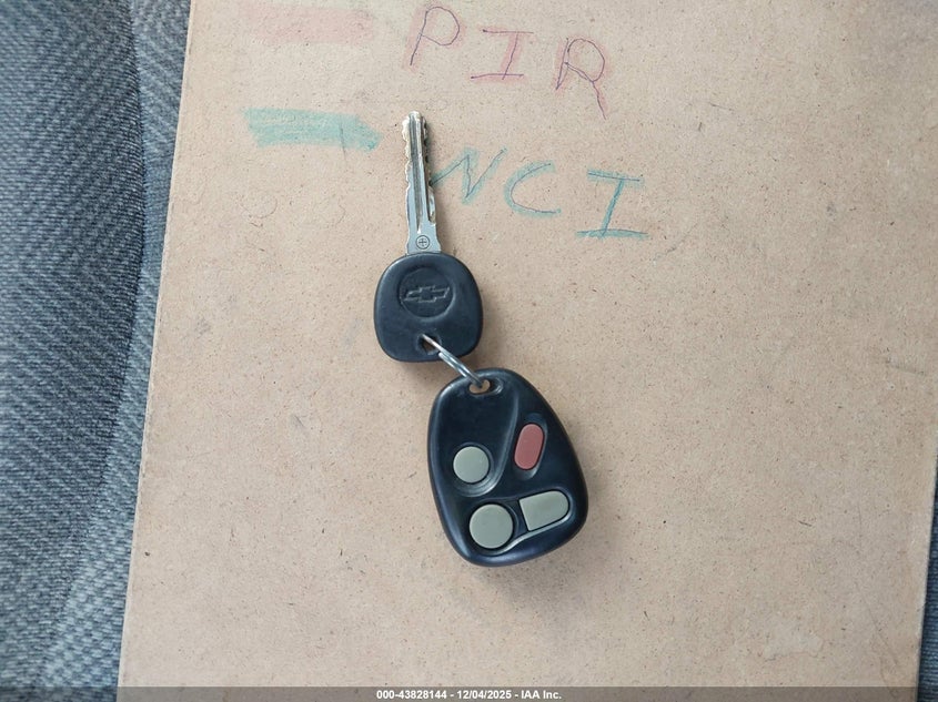 1G8AL52F33Z170633 2003 SATURN ION photo no. 11