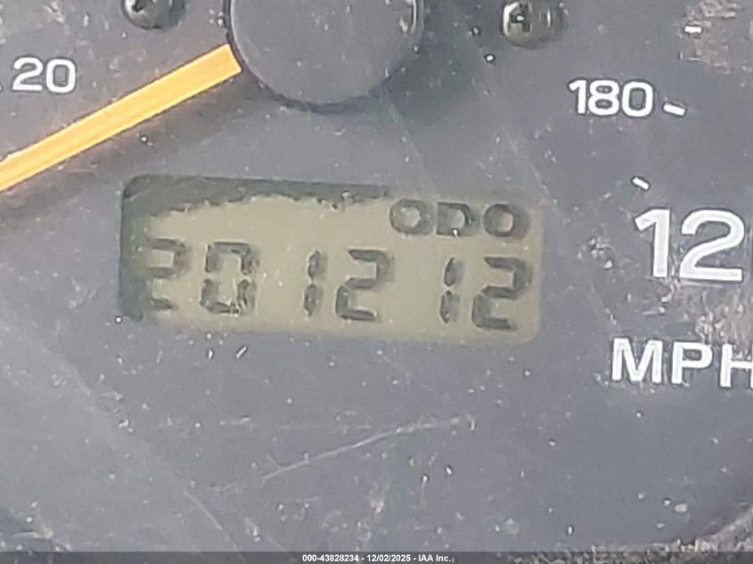 1999 Subaru Forester L VIN: JF1SF6353XG714844 Lot: 43828234