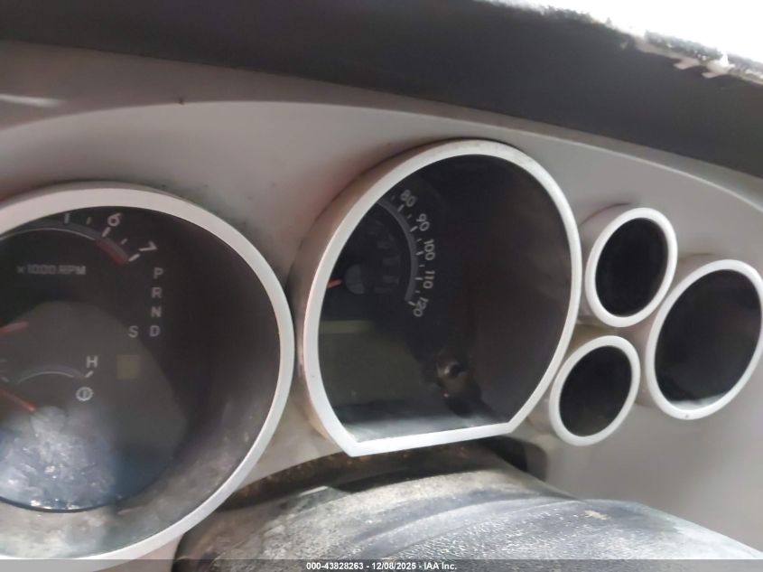 2007 Toyota Tundra Sr5 5.7L V8 VIN: 5TFBV54157X004508 Lot: 43828263