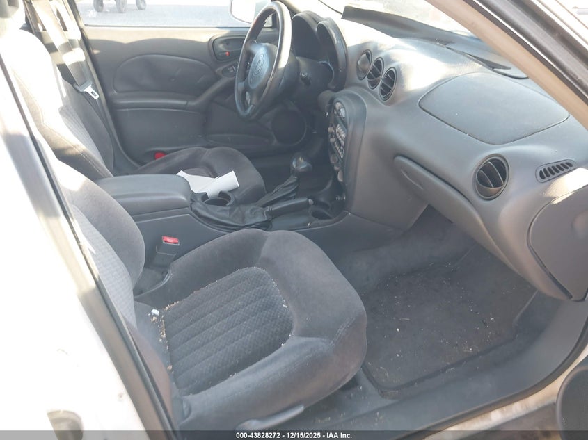 1G2NW52E51C276902 2001 PONTIAC GRAND AM photo no. 5