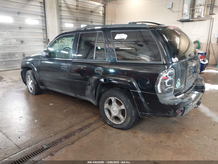 1GNDT13S982124559 2008 CHEVROLET TRAILBLAZER photo no. 3