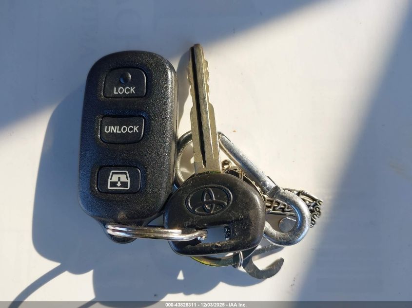 2004 Toyota Rav4 VIN: JTEHD20V946021037 Lot: 43828311