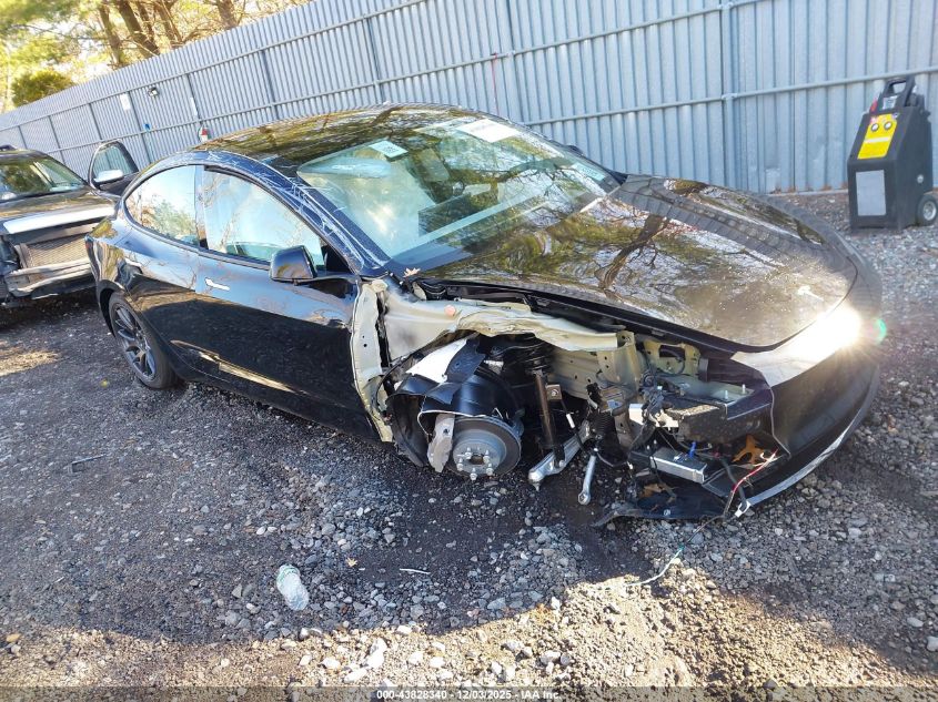 TESLA MODEL 3 LONG RANGE REAR-WHEEL DRIVE/STANDARD REAR-WHEEL DRIVE