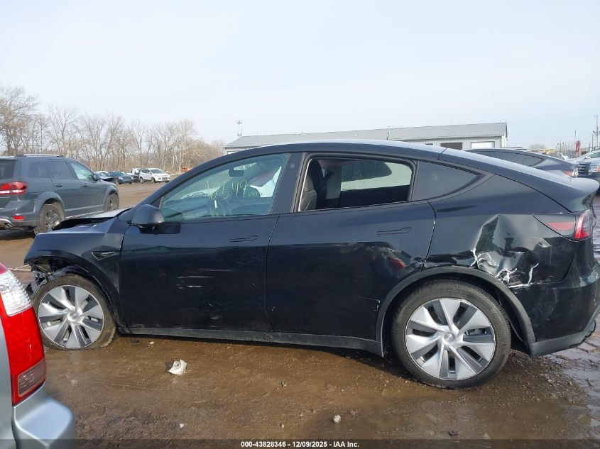 2023 Tesla Model Y Awd/Long Range Dual Motor All-Wheel Drive VIN: 7SAYGDEE2PA075837 Lot: 43828346