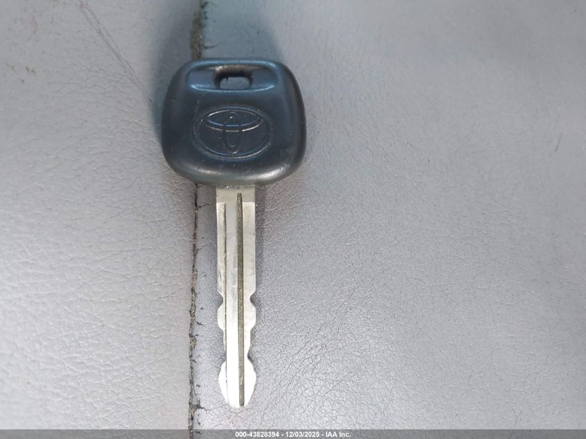 2005 Toyota Sequoia Limited V8 VIN: 5TDZT38A05S242580 Lot: 43828394