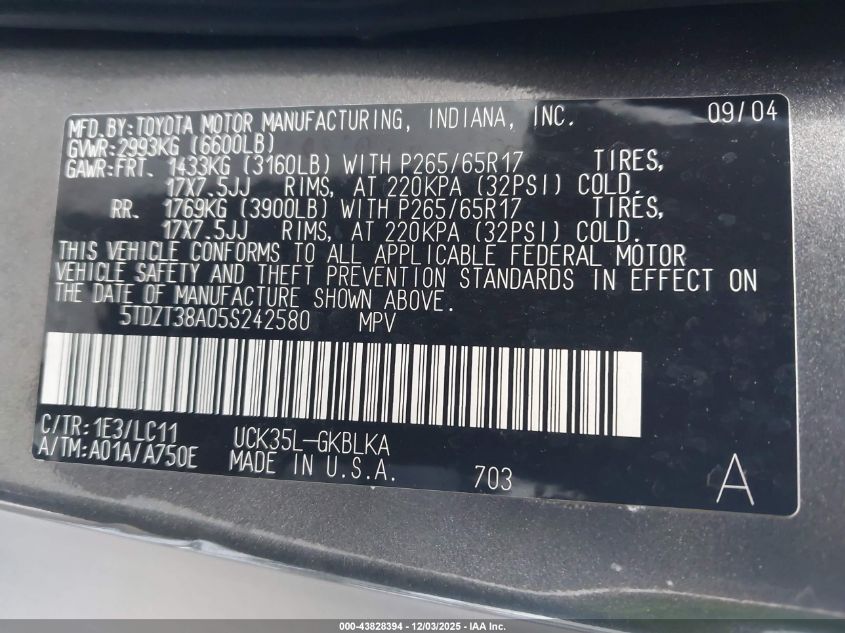 2005 Toyota Sequoia Limited V8 VIN: 5TDZT38A05S242580 Lot: 43828394