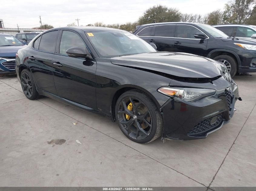 ALFA ROMEO GIULIA SPORT RWD