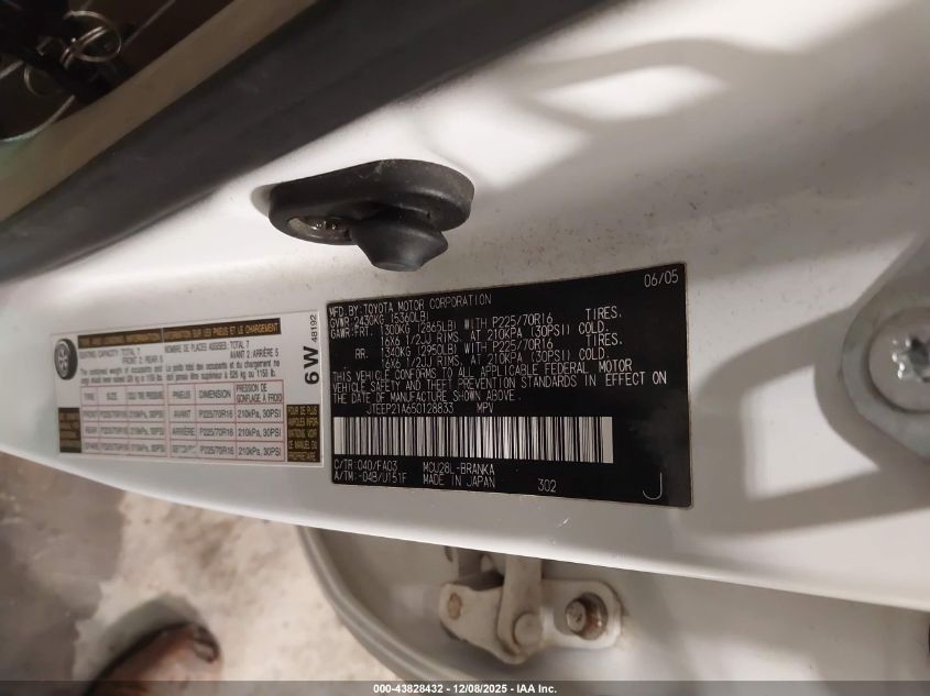 2005 Toyota Highlander V6 VIN: JTEEP21A650128833 Lot: 43828432