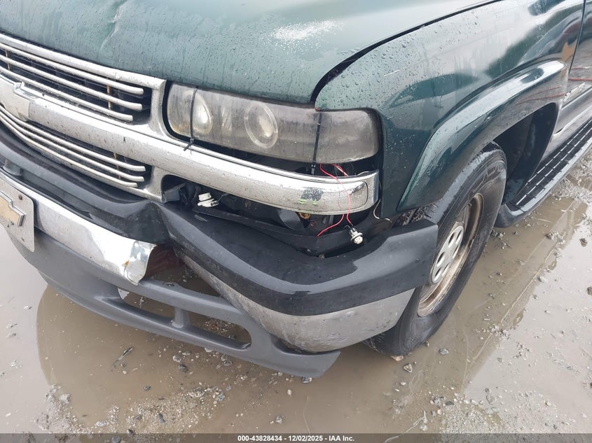 1GNEC13Z63R318855 2003 CHEVROLET TAHOE photo no. 6