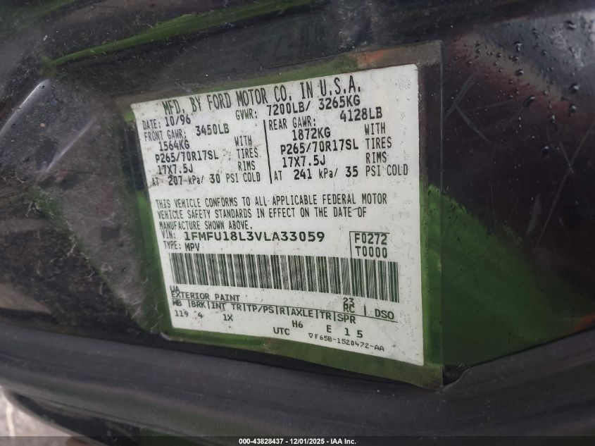 1997 Ford Expedition Eddie Bauer/Xlt VIN: 1FMFU18L3VLA33059 Lot: 43828437