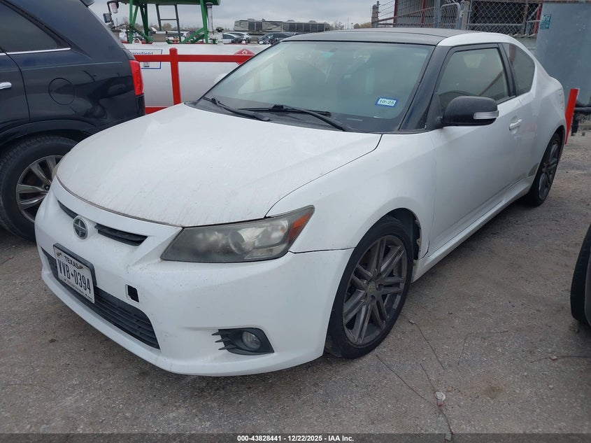 Vin: jtkjf5c71d3052579, lot: 44323933, scion tc 20132