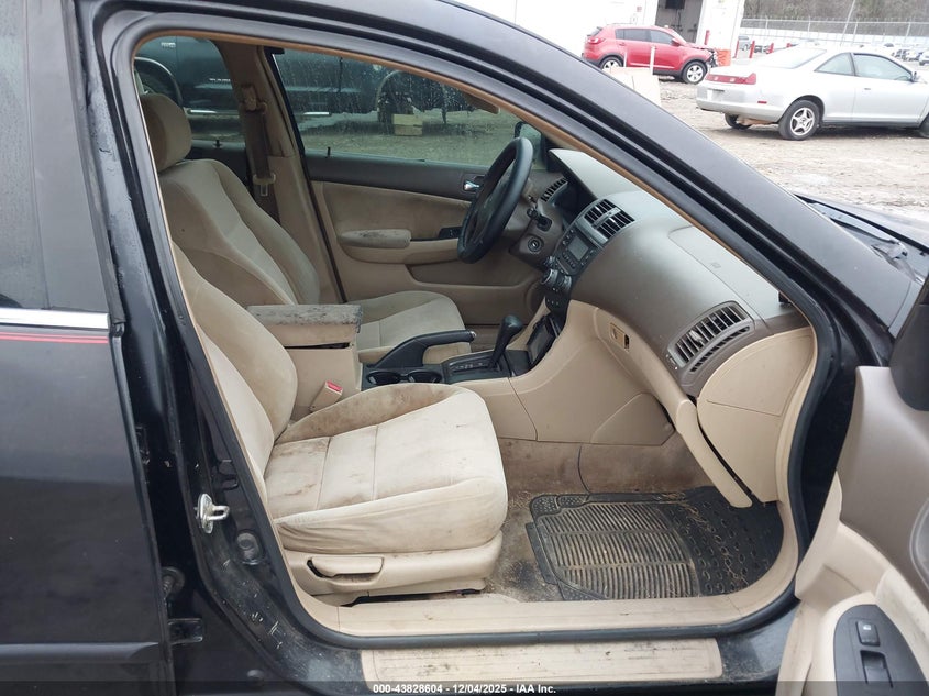 1HGCM56314A062542 2004 HONDA ACCORD photo no. 5