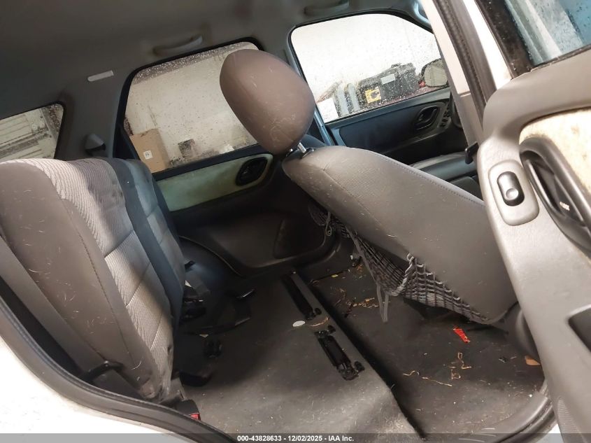 2004 Ford Escape Xlt VIN: 1FMYU03114DA23146 Lot: 43828633