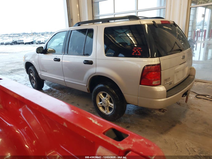 1FMZU73K35UA80956 2005 FORD EXPLORER photo no. 3