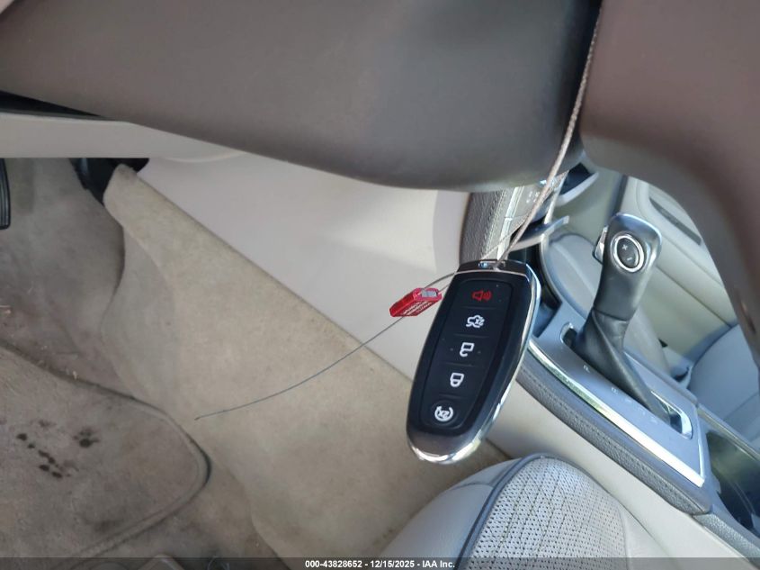 2011 Lincoln Mkx VIN: 2LMDJ8JK4BBJ25503 Lot: 43828652