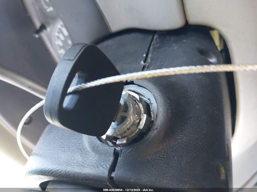 2001 Ford Explorer Xlt VIN: 1FMZU73EX1ZA68925 Lot: 43828654