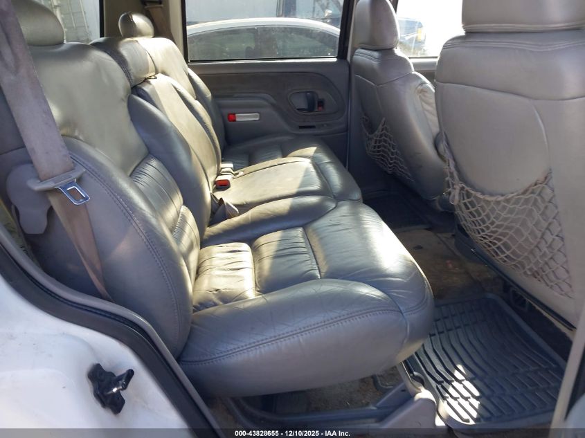 1999 GMC Yukon Slt Cmi VIN: 1GKEK13R2XJ781242 Lot: 43828655