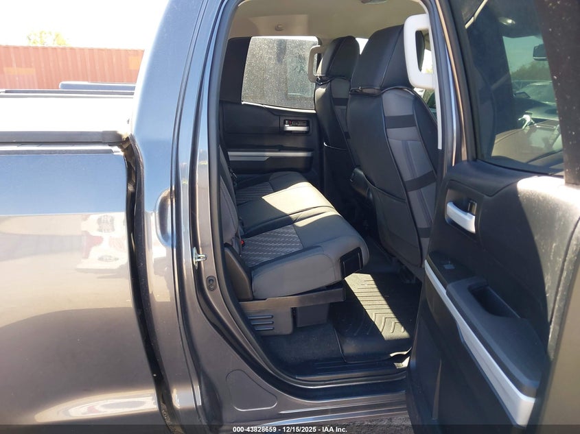 5TFRM5F15JX133905 2018 TOYOTA TUNDRA photo no. 8
