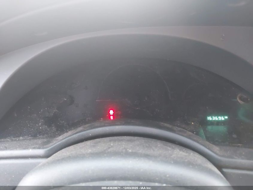 2005 Chrysler Pacifica VIN: 2C8GF48405R245596 Lot: 43828671