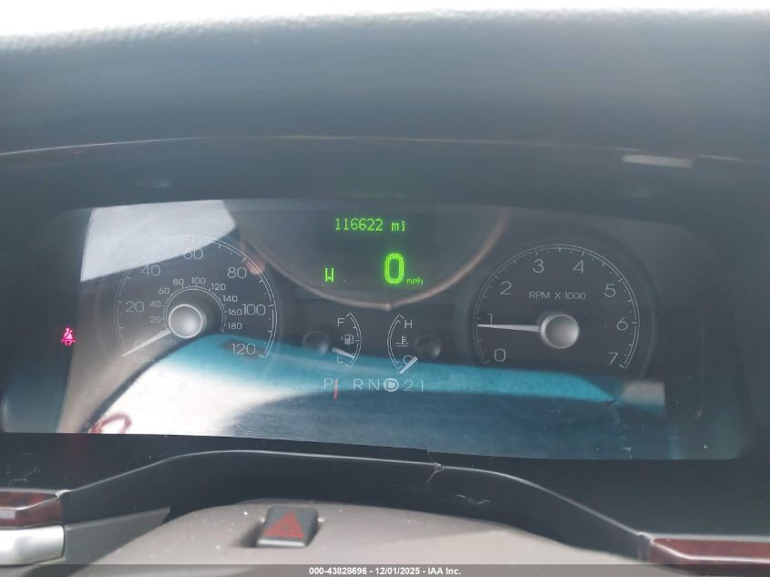 2007 Lincoln Town Car Signature VIN: 1LNHM81V27Y622705 Lot: 43828696