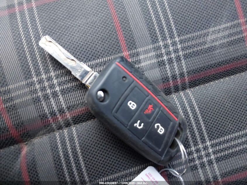 2017 Volkswagen Golf Gti Autobahn 4-Door/S 4-Door/Se 4-Door/Sport 4-Door VIN: 3VW5T7AU0HM070420 Lot: 43828697