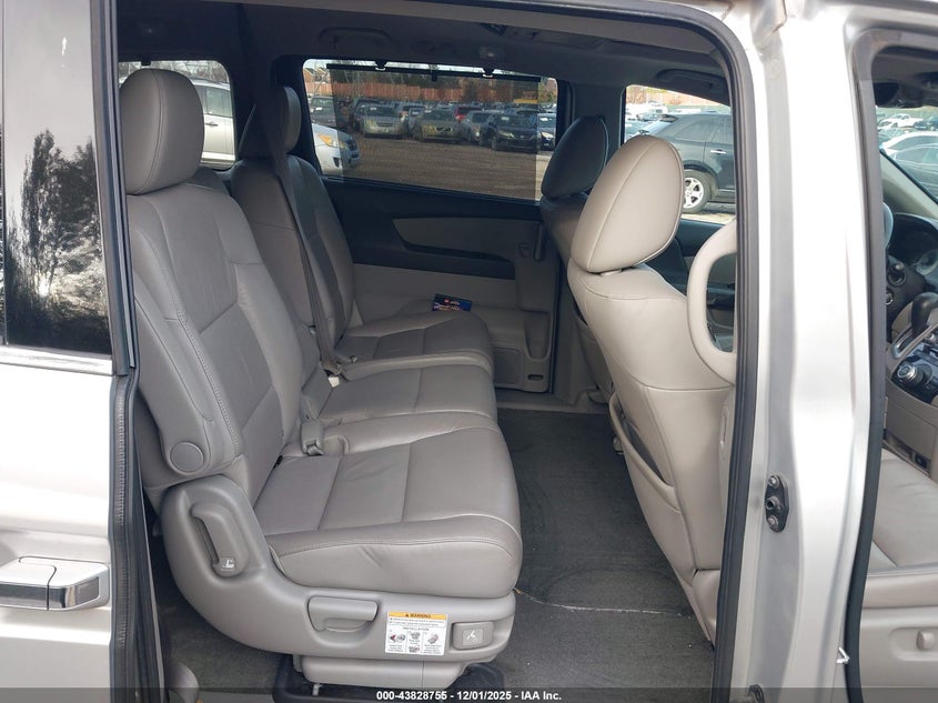 5FNRL5H95BB062173 2011 HONDA ODYSSEY photo no. 8