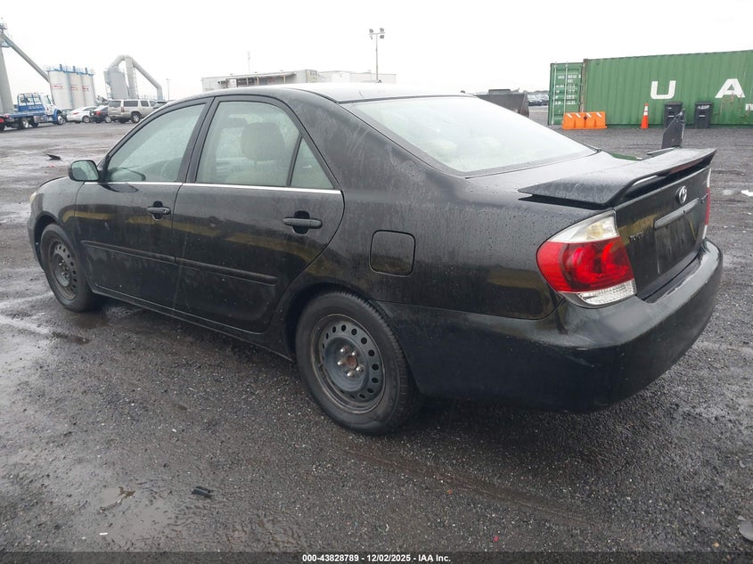 4T1BE32K15U076039 2005 TOYOTA CAMRY photo no. 3