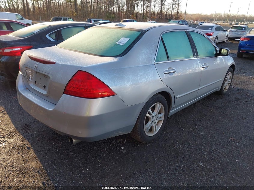 1HGCM56867A133122 2007 HONDA ACCORD photo no. 4