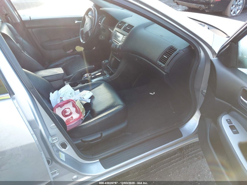 1HGCM56867A133122 2007 HONDA ACCORD photo no. 5