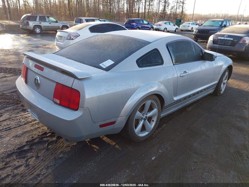 1ZVFT80N055159068 2005 FORD MUSTANG photo no. 4