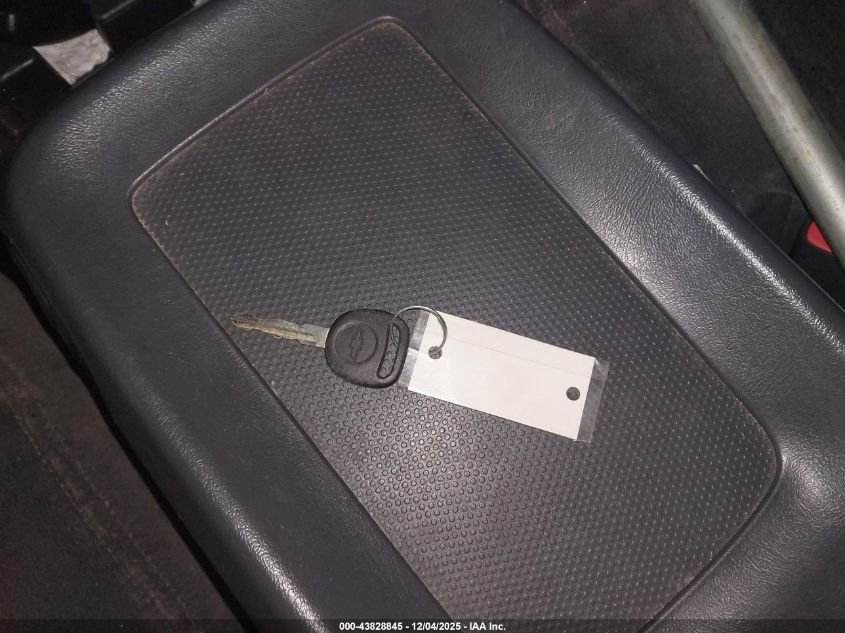 2001 Chevrolet Silverado 2500 Ls VIN: 1GCGK29U51Z198050 Lot: 43828845