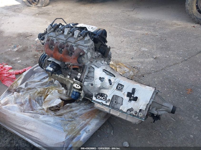 2021 Chevrolet Suburban 2Wd Lt VIN: 1GNSCCKD2MR371560 Lot: 43828863