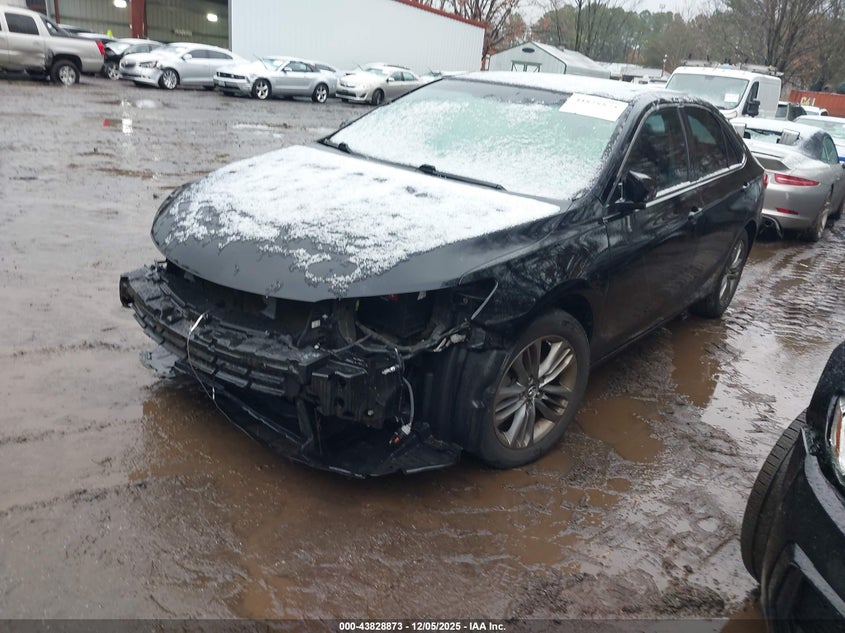 4T1BF1FK6FU899675 2015 TOYOTA CAMRY photo no. 2