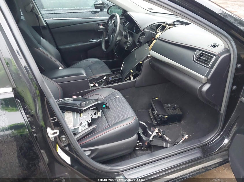 4T1BF1FK6FU899675 2015 TOYOTA CAMRY photo no. 5