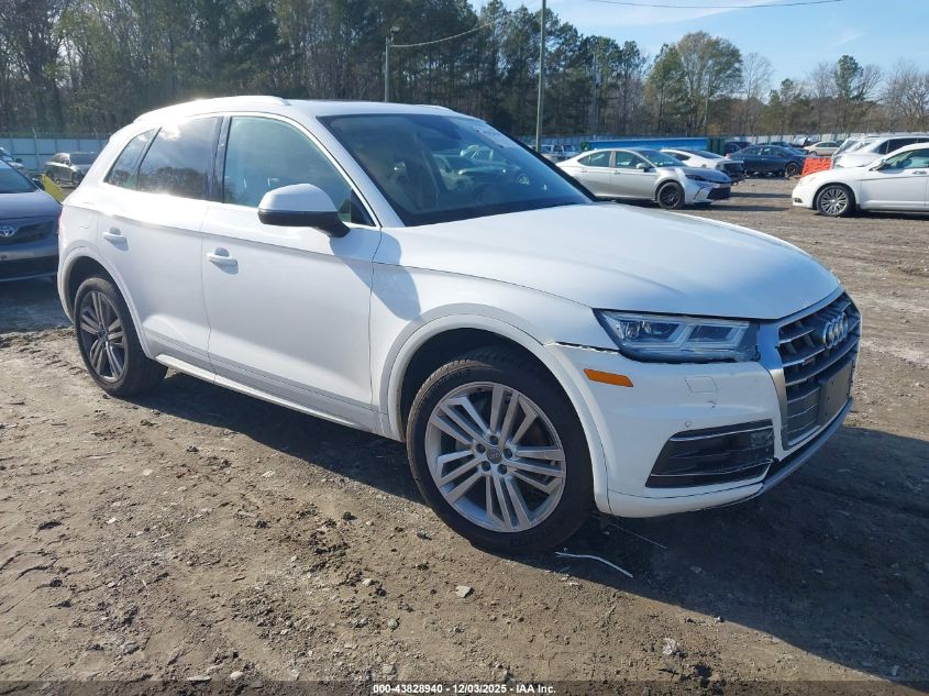 AUDI Q5 2.0T PREMIUM/2.0T TECH PREMIUM