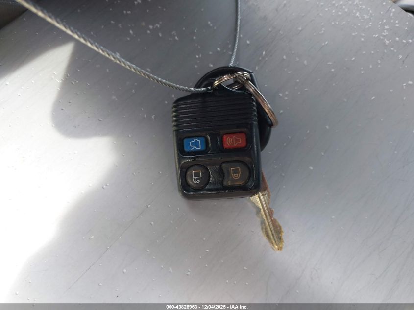 2007 Ford Focus S/Se/Ses VIN: 1FAFP34N97W343335 Lot: 43828963