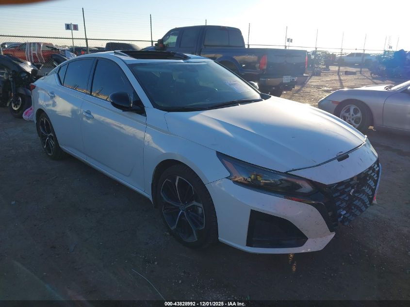 NISSAN ALTIMA SR FWD