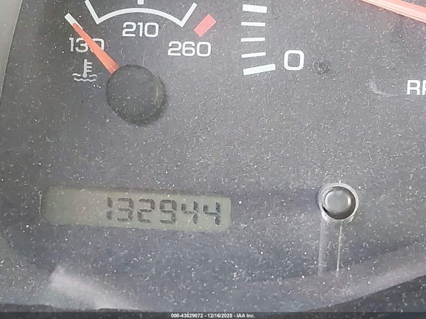 1998 Dodge Ram 1500 St VIN: 3B7HC13Y0WG208143 Lot: 43829072