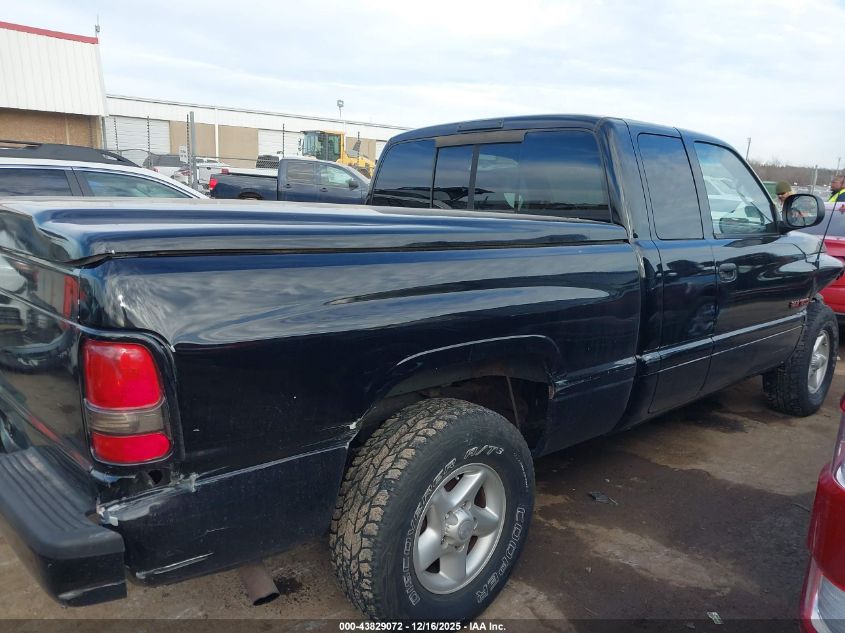 1998 Dodge Ram 1500 St VIN: 3B7HC13Y0WG208143 Lot: 43829072