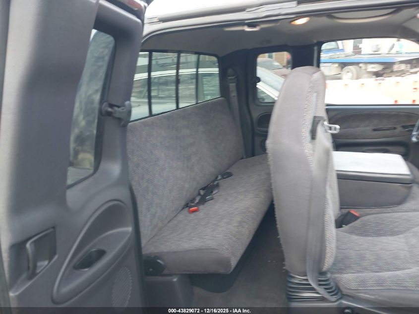 1998 Dodge Ram 1500 St VIN: 3B7HC13Y0WG208143 Lot: 43829072