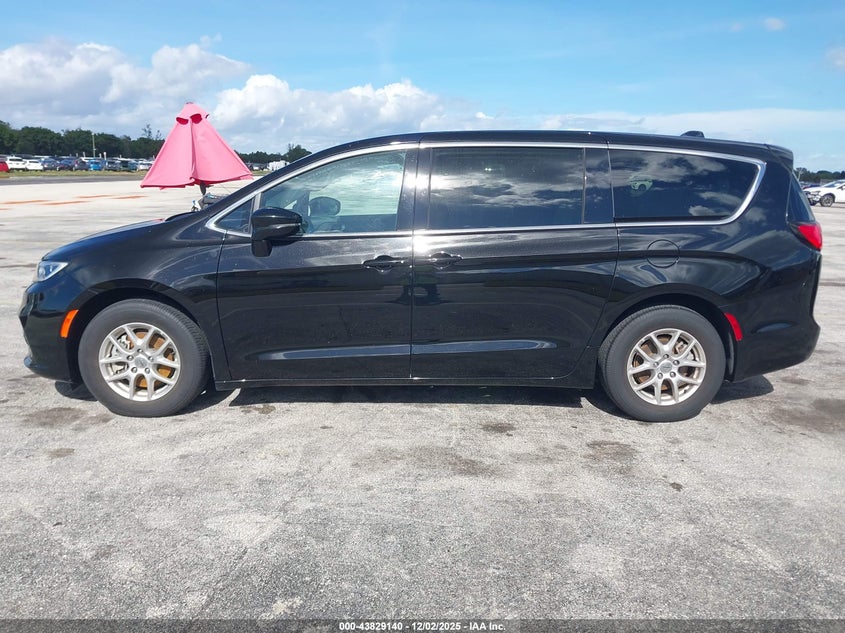 2C4RC1BG2SR530736 2025 CHRYSLER PACIFICA photo no. 14