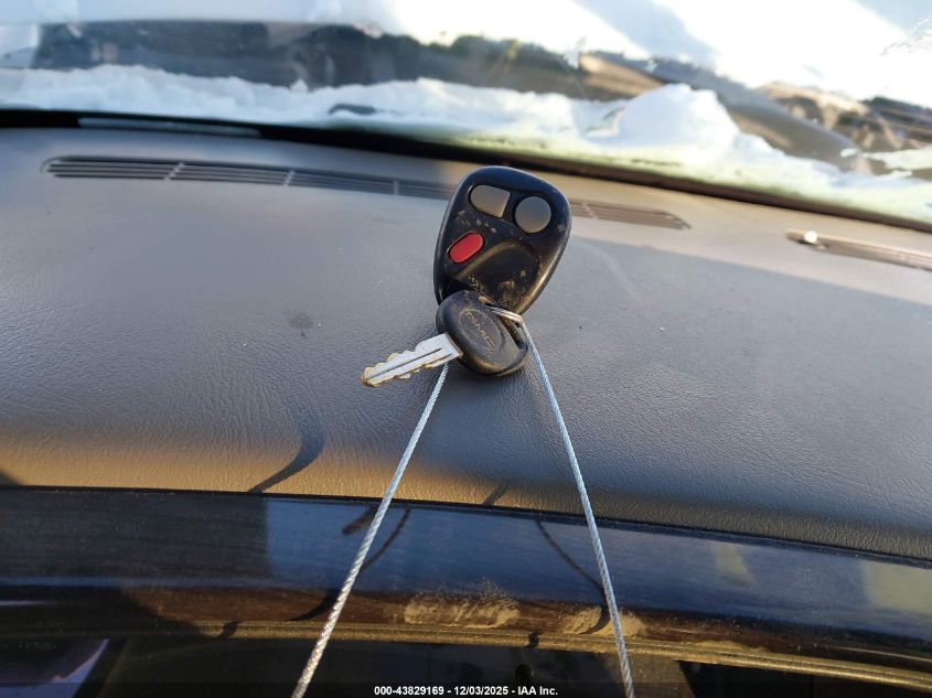 2002 GMC Yukon Denali VIN: 1GKEK63U52J316755 Lot: 43829169