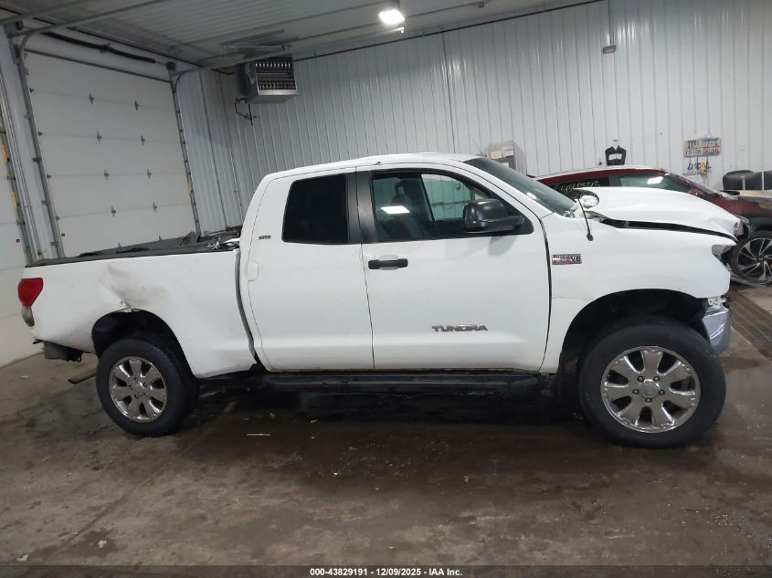 2008 Toyota Tundra Sr5 5.7L V8 VIN: 5TFBV54198X068424 Lot: 43829191