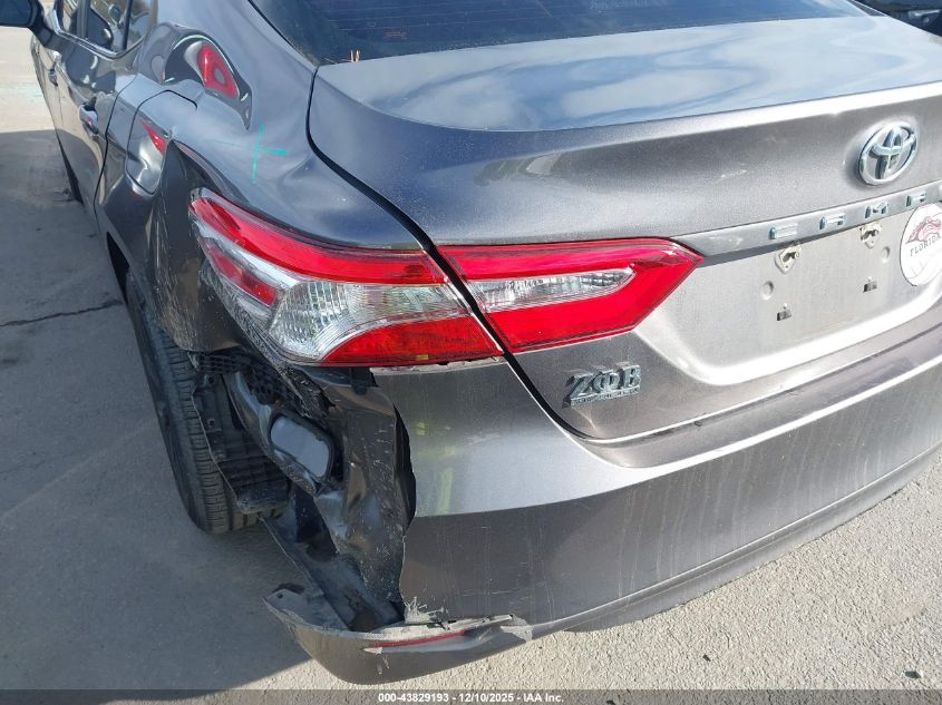 2018 Toyota Camry Le VIN: 4T1B11HK9JU676597 Lot: 43829193