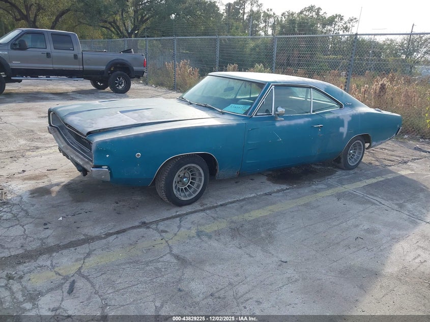 XP29H8B371898 1968 DODGE CHARGER photo no. 2