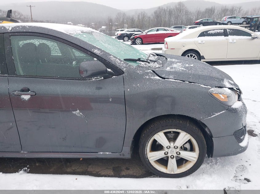 2T1LE40E49C010230 2009 TOYOTA MATRIX photo no. 14