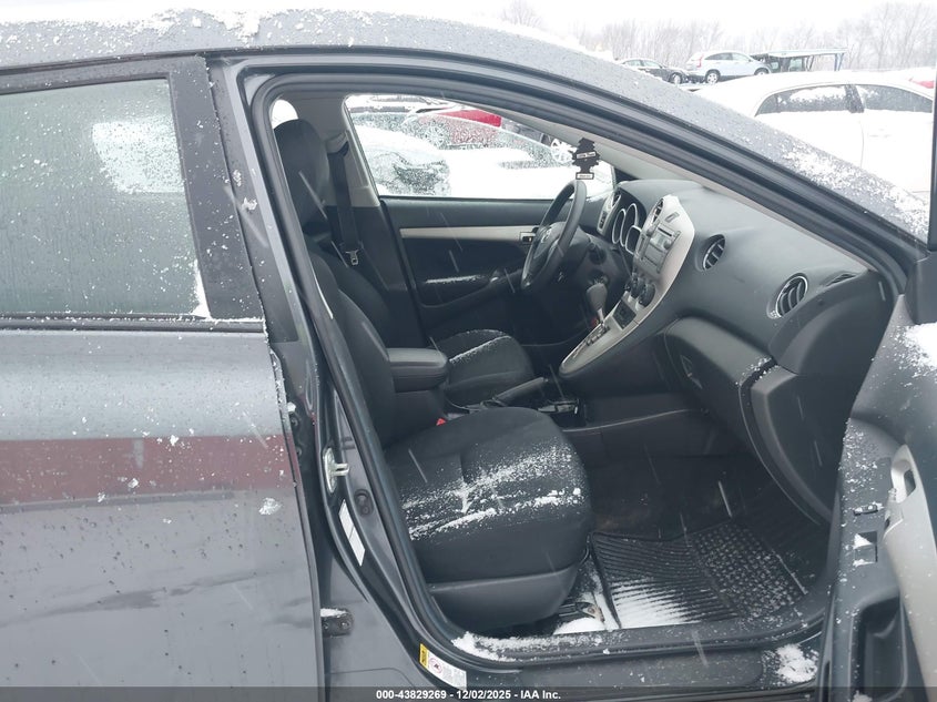 2T1LE40E49C010230 2009 TOYOTA MATRIX photo no. 5