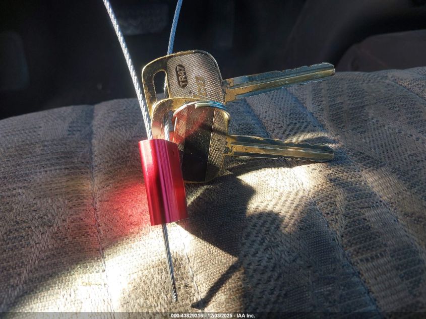 2003 Toyota Tacoma VIN: 5TENL42NX3Z146598 Lot: 43829316