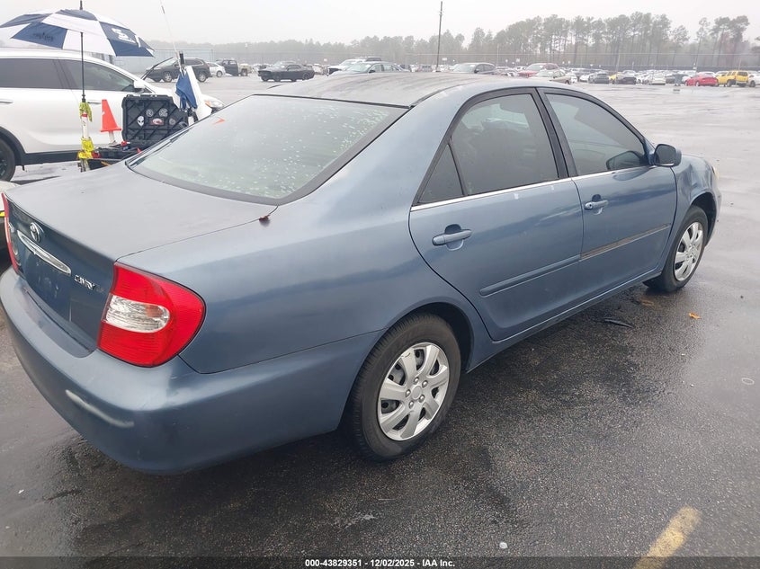4T1BE32K52U500284 2002 TOYOTA CAMRY photo no. 4