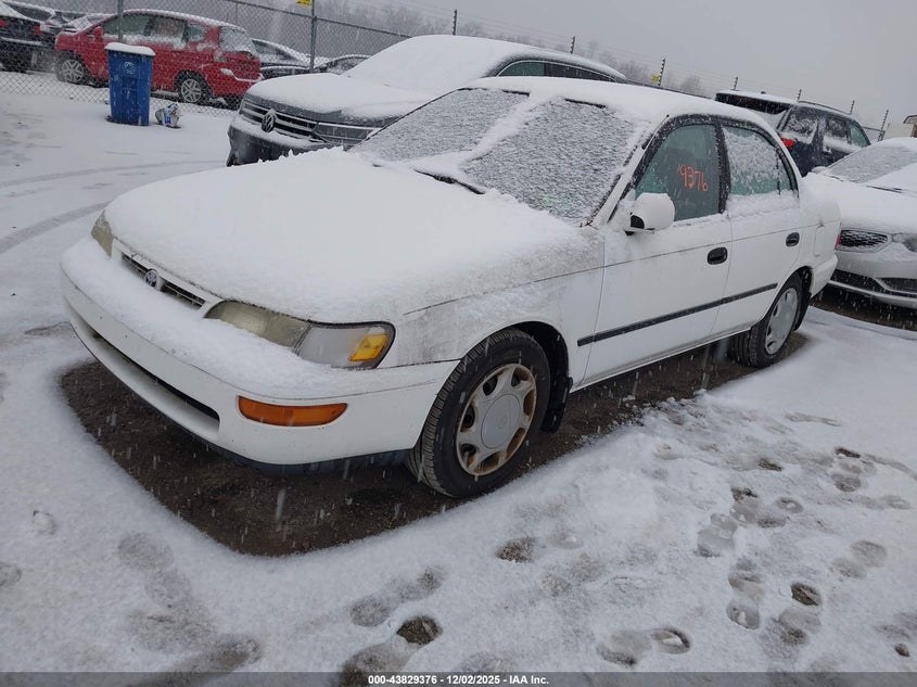 2T1BB02E7VC200740 1997 TOYOTA COROLLA photo no. 2